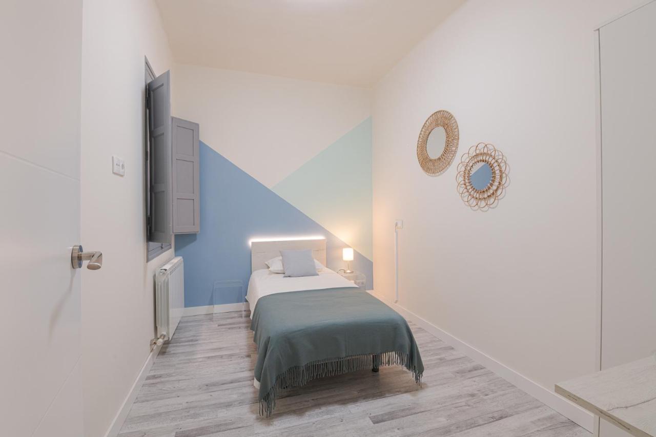 Roommy Леон Екстериор снимка