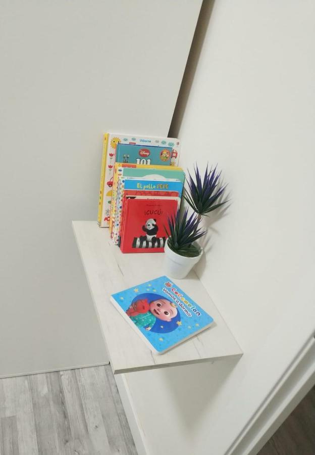 Roommy Леон Екстериор снимка